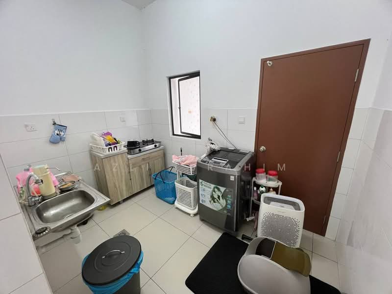 Rumah Teres 2 Tingkat untuk Dijual di Bangi (Selangor) - Azli Ibrahim - Kitchen - PropertyGuru.com.my