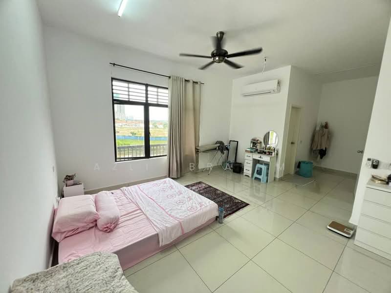 Rumah Teres 2 Tingkat untuk Dijual di Bangi (Selangor) - Azli Ibrahim - Bedroom - PropertyGuru.com.my