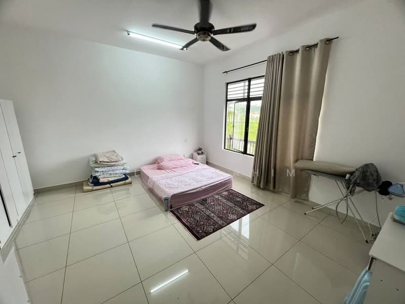 Rumah Teres 2 Tingkat untuk Dijual di Bangi (Selangor) - Azli Ibrahim - Bedroom - PropertyGuru.com.my
