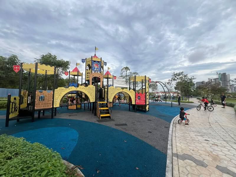 Rumah Teres 2 Tingkat untuk Dijual di Bangi (Selangor) - Azli Ibrahim - Exterior - PropertyGuru.com.my