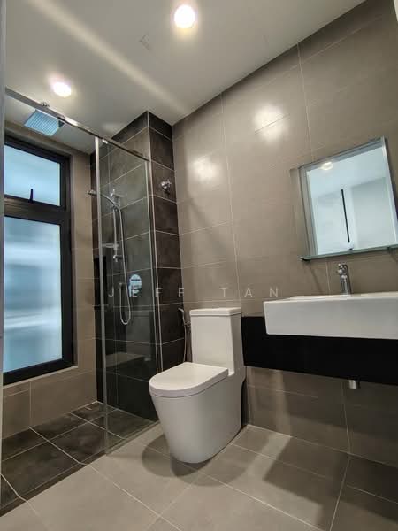 Service Residence for Sale at Sunway Belfield - Jeff Tan - Bathroom - PropertyGuru.com.my