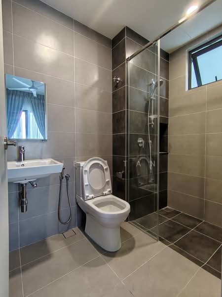 Service Residence for Sale at Sunway Belfield - Jeff Tan - Bathroom - PropertyGuru.com.my