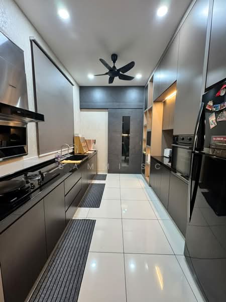Semi-Detached House for Sale in Taman Santuari (Bukit Mertajam) - Sammi SC - Kitchen - PropertyGuru.com.my