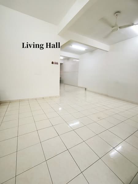 2-storey Terraced House for Sale in Taman Desa Cemerlang (Ulu Tiram) - Daniel Yong - Living Room - PropertyGuru.com.my