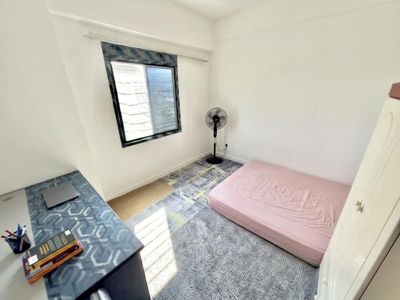 Flat for Sale at Permai Court 2 - Azli Ibrahim - Bedroom - PropertyGuru.com.my