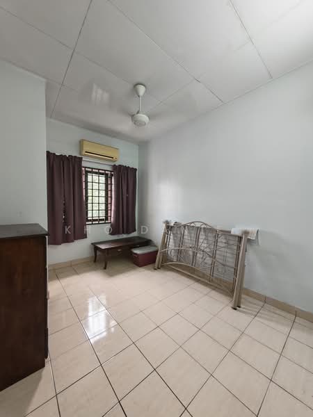 Rumah Teres 2 Tingkat untuk Dijual di Taman Puchong Prima (Puchong) - Kho Daniel - Bedroom - PropertyGuru.com.my