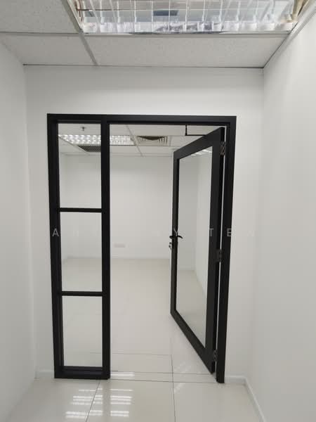 Office for Rent in KLCC (KL City Centre) - Anthony Tew - Interior - PropertyGuru.com.my