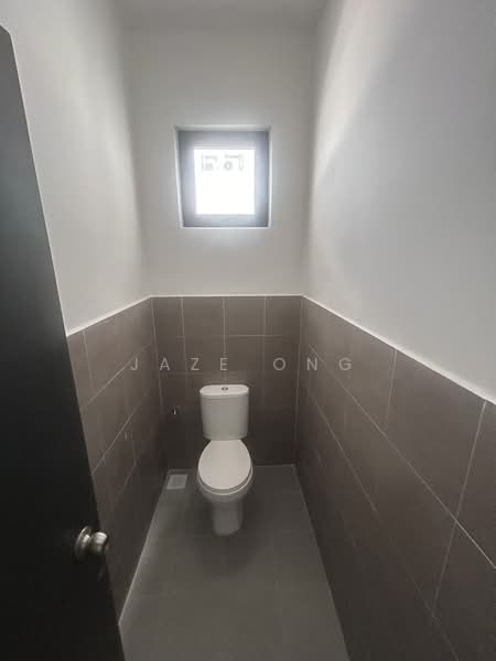 Shop / Office for Rent in Setia Eco Glades (Cyberjaya) - Jaze Ong - Bathroom - PropertyGuru.com.my
