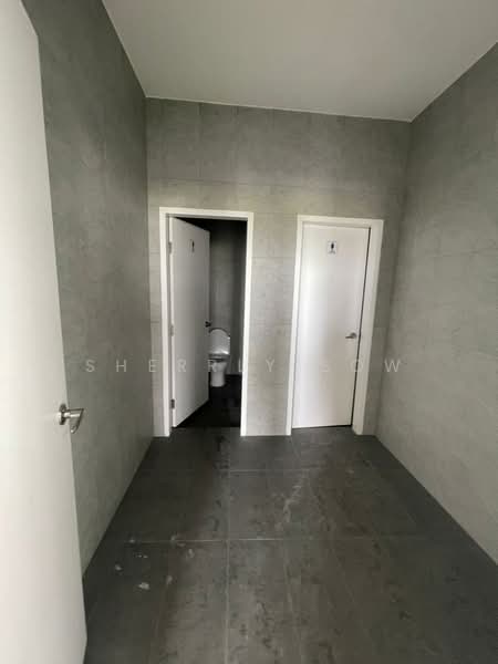 Factory for Rent in Senai (Kulai) - Sherrly Sow - Bathroom - PropertyGuru.com.my