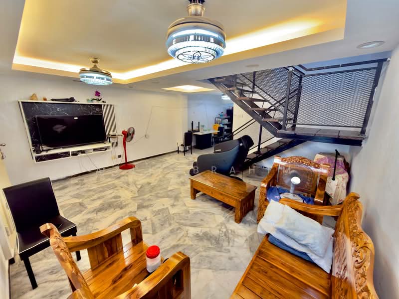 Rumah Teres 2 Tingkat untuk Dijual di Taman Seri Bahagia (Cheras) - Azli Ibrahim - Living Room - PropertyGuru.com.my