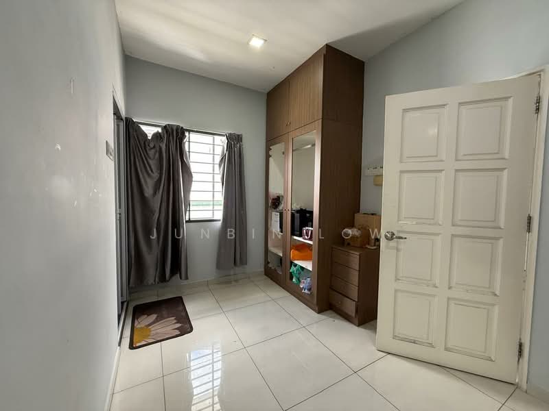 2-storey Terraced House for Sale in BANDAR PUCHONG JAYA (Puchong) - Junbin Low - Bedroom - PropertyGuru.com.my