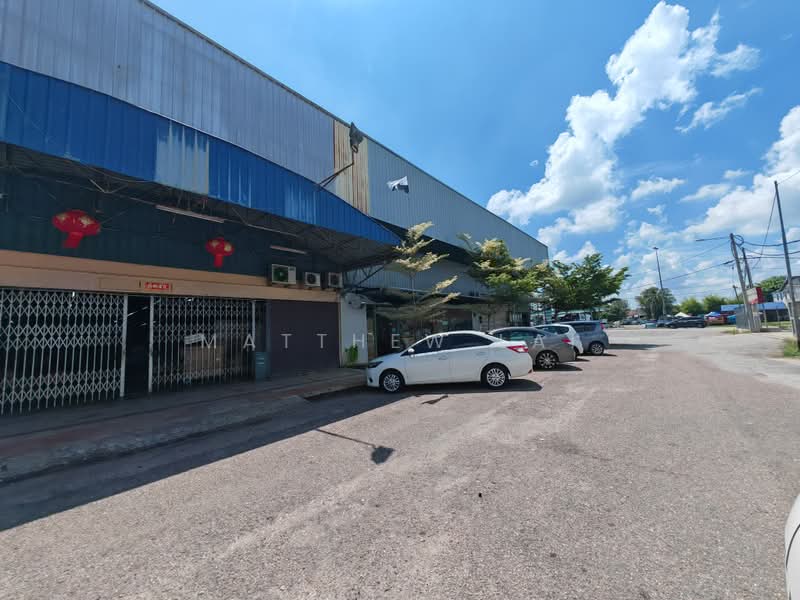Warehouse for Sale in Temerloh (Pahang) - Matthew Lai - Exterior - PropertyGuru.com.my