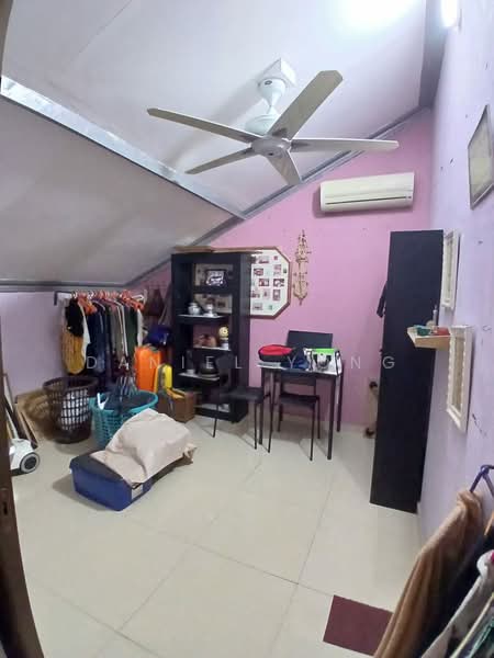 1-storey Terraced House for Sale in Taman Puteri Wangsa (Ulu Tiram) - Daniel Yong - Bedroom - PropertyGuru.com.my