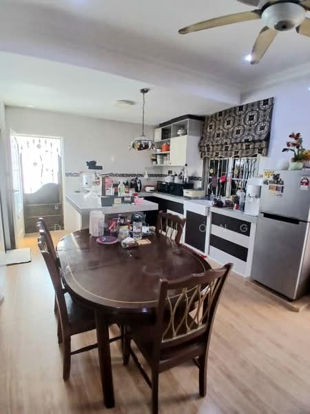 1-storey Terraced House for Sale in Taman Puteri Wangsa (Ulu Tiram) - Daniel Yong - Kitchen - PropertyGuru.com.my