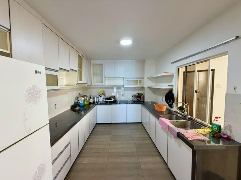 Condominium for Rent at Putra Marine Resort - Welwits Sim - Kitchen - PropertyGuru.com.my