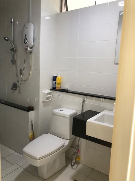 Kondominium untuk Disewa di All Seasons Park - Joey Cheah - Bathroom - PropertyGuru.com.my