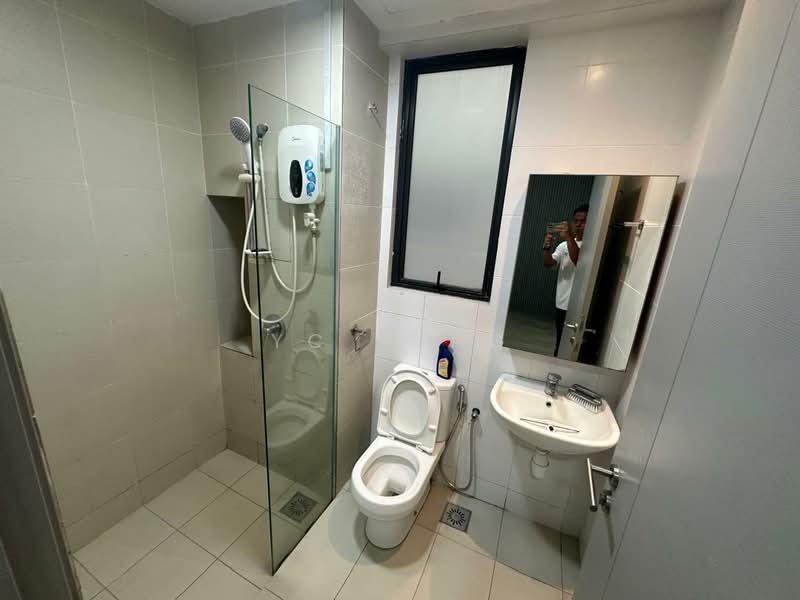 Service Residence for Rent at Residences @ 1 Tebrau - YC Fung - Bathroom - PropertyGuru.com.my