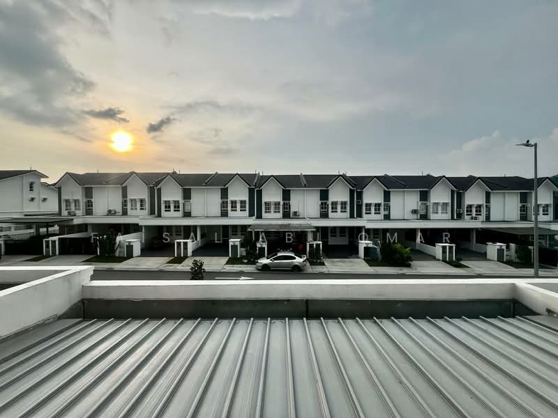 2-storey Terraced House for Sale in Bandar Country Homes (Rawang) - Faisal Abu Omar - Exterior - PropertyGuru.com.my
