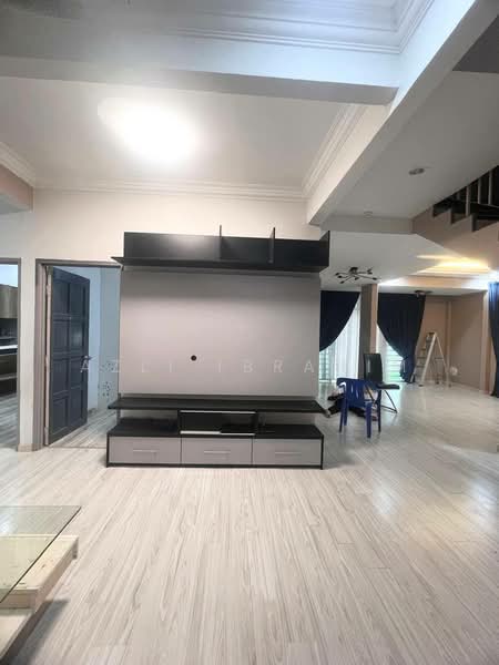 Semi-Detached House for Sale in Kampung Teras Jernang (Bangi) - Azli Ibrahim - Living Room - PropertyGuru.com.my