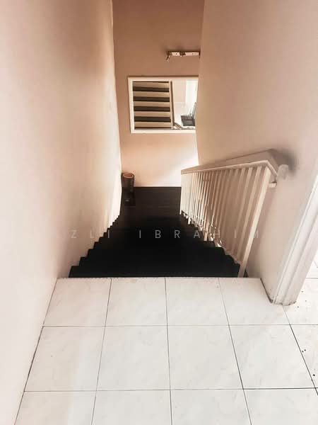 Semi-Detached House for Sale in Kampung Teras Jernang (Bangi) - Azli Ibrahim - Interior - PropertyGuru.com.my