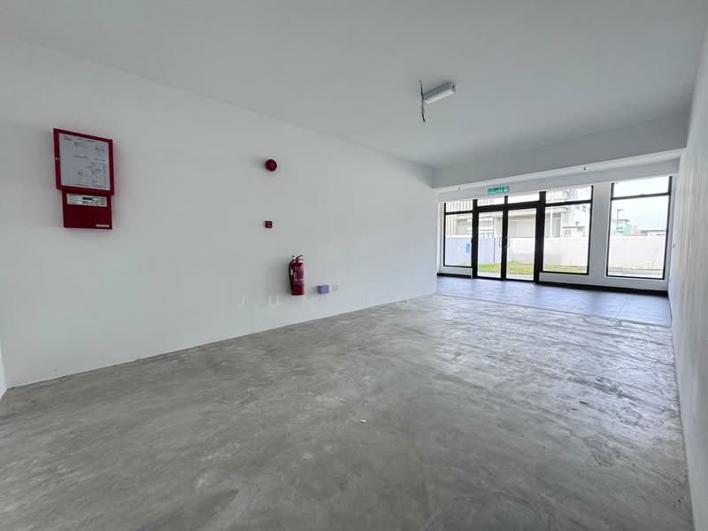 Kilang untuk Disewa di Elmina Gardens (Sungai Buloh) - Jun How - Interior - PropertyGuru.com.my