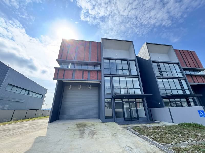 Kilang untuk Disewa di Elmina Gardens (Sungai Buloh) - Jun How - Exterior - PropertyGuru.com.my