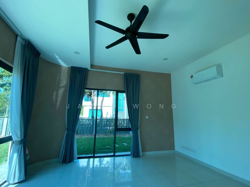 Semi-Detached House for Rent in Cyberjaya (Selangor) - Jared Wong - Living Room - PropertyGuru.com.my