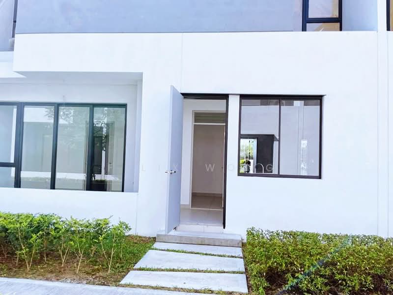 2-storey Terraced House for Sale in Banting (Selangor) - Felix Wong - Exterior - PropertyGuru.com.my