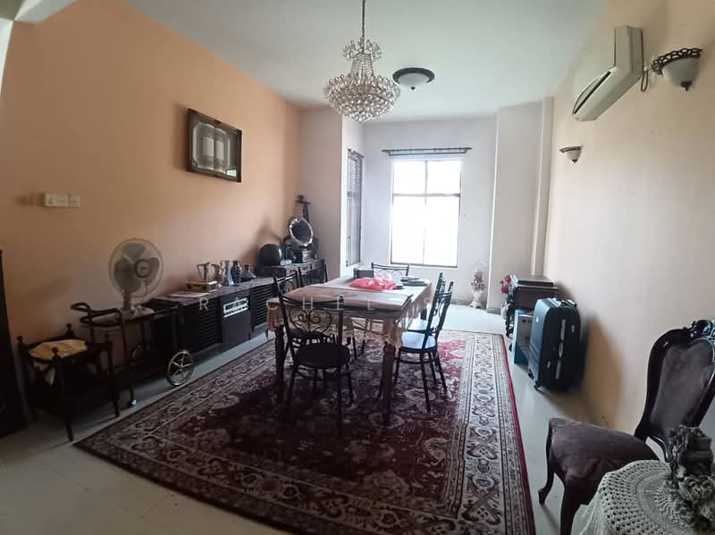 Bungalow for Sale in Leisure Farm (Gelang Patah) - Rachel See - Dining Room - PropertyGuru.com.my