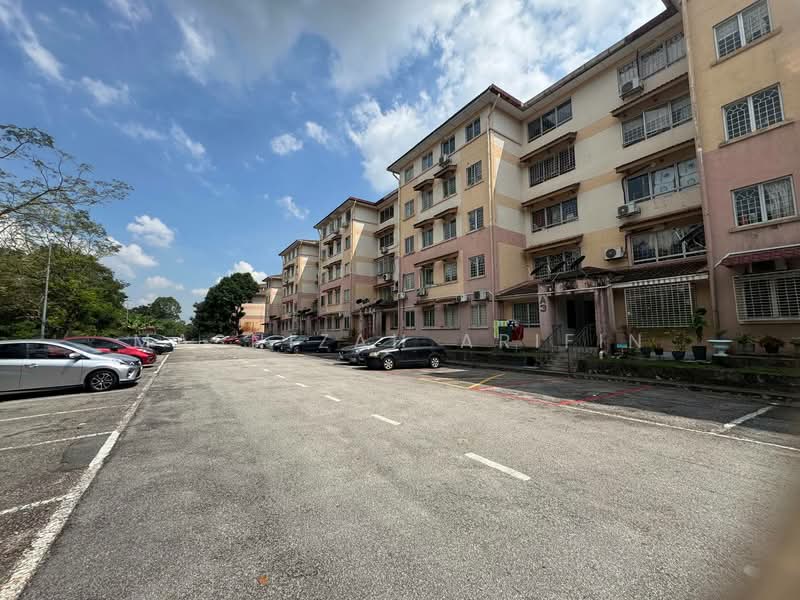 Pangsapuri untuk Dijual di saujana apartment - Masnizah Arifin - Exterior - PropertyGuru.com.my