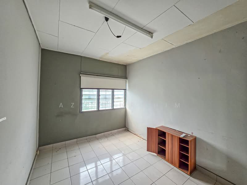 2-storey Terraced House for Sale in Taman Seraya (Ampang) - Azli Ibrahim - Interior - PropertyGuru.com.my