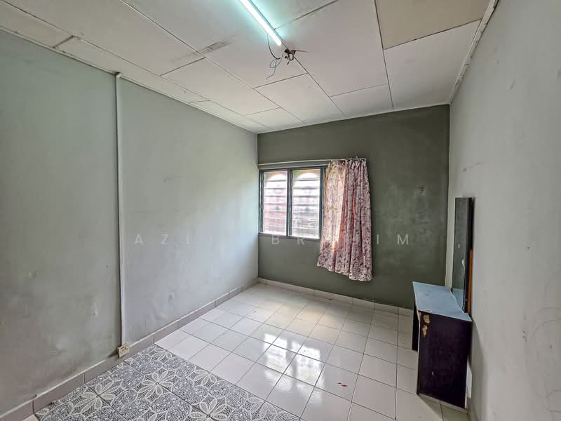 2-storey Terraced House for Sale in Taman Seraya (Ampang) - Azli Ibrahim - Interior - PropertyGuru.com.my