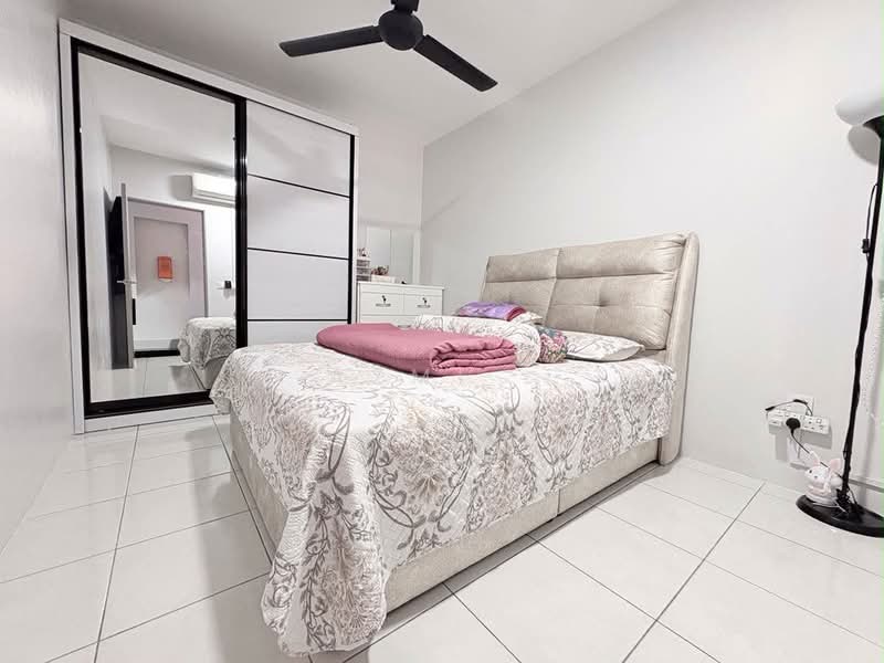 Pangsapuri untuk Dijual di Harmoni Elmina 1 @ City Of Elmina - Azmi . - Bedroom - PropertyGuru.com.my