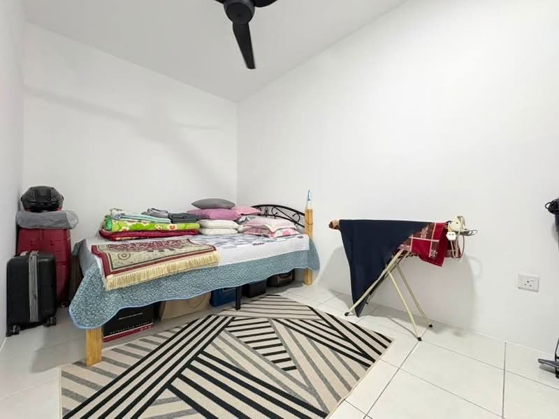 Pangsapuri untuk Dijual di Harmoni Elmina 1 @ City Of Elmina - Azmi . - Bedroom - PropertyGuru.com.my