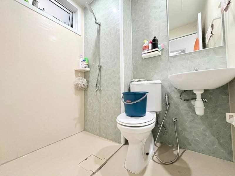 Pangsapuri untuk Dijual di Harmoni Elmina 1 @ City Of Elmina - Azmi . - Bathroom - PropertyGuru.com.my