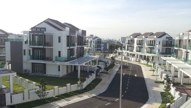 2.5-storey Terraced House for Sale in Subang Heights (Subang Jaya) - Robin Loh - PropertyGuru.com.my