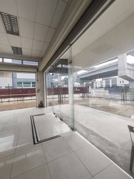 Factory for Rent in Chan Sow Lin (Cheras) - Wendy Leong - Entrance - PropertyGuru.com.my
