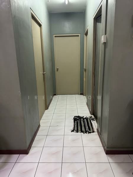Pangsapuri untuk Dijual di Desa Tanjung - Irene Tiow - Corridor - PropertyGuru.com.my