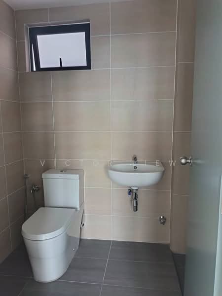 Condominium for Sale at Parkland Residence - VICTOR LIEW - Bathroom - PropertyGuru.com.my