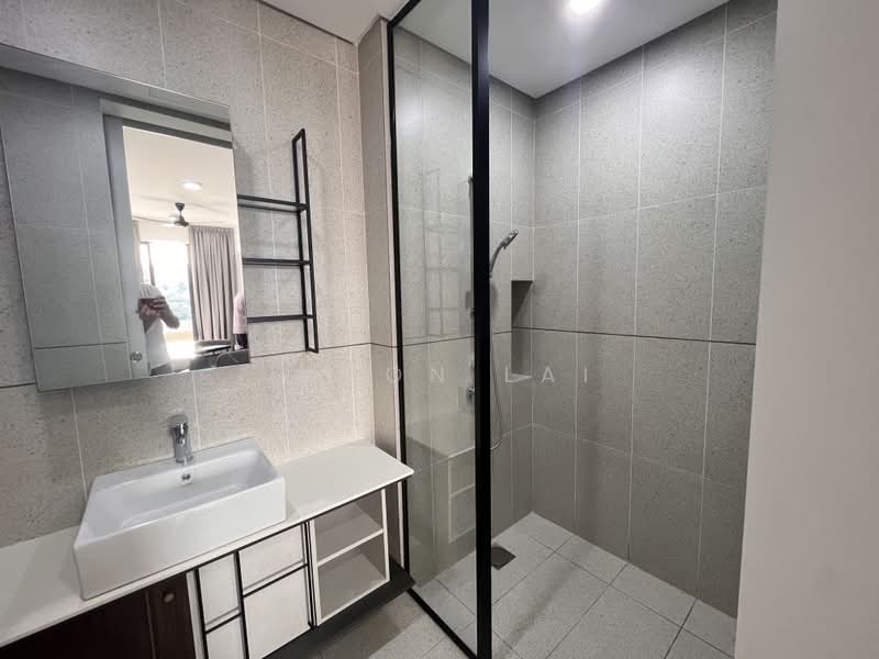 Service Residence for Sale at Millerz Square Serviced Residence - Jason Lai - Bathroom - PropertyGuru.com.my