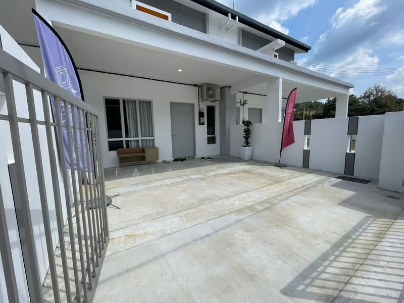 Rumah Teres untuk Dijual di Rawang (Selangor) - Faiza Aziz - Exterior - PropertyGuru.com.my