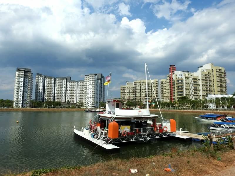 Condominium for Sale at Bay View Villas - Alicia Chan - by the Bay ( Lagoon ) - PropertyGuru.com.my
