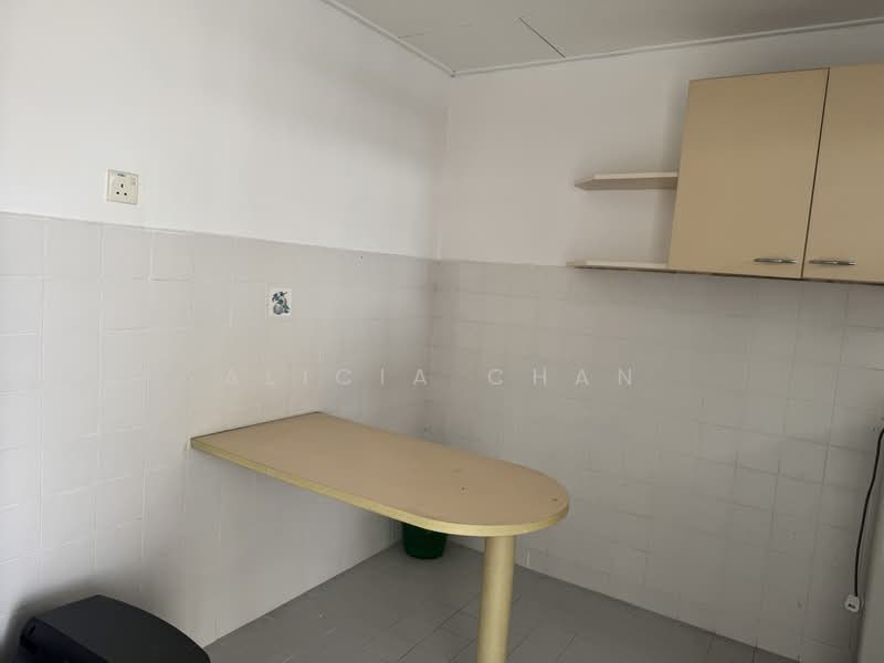 Condominium for Sale at Bay View Villas - Alicia Chan - Kitchen - PropertyGuru.com.my