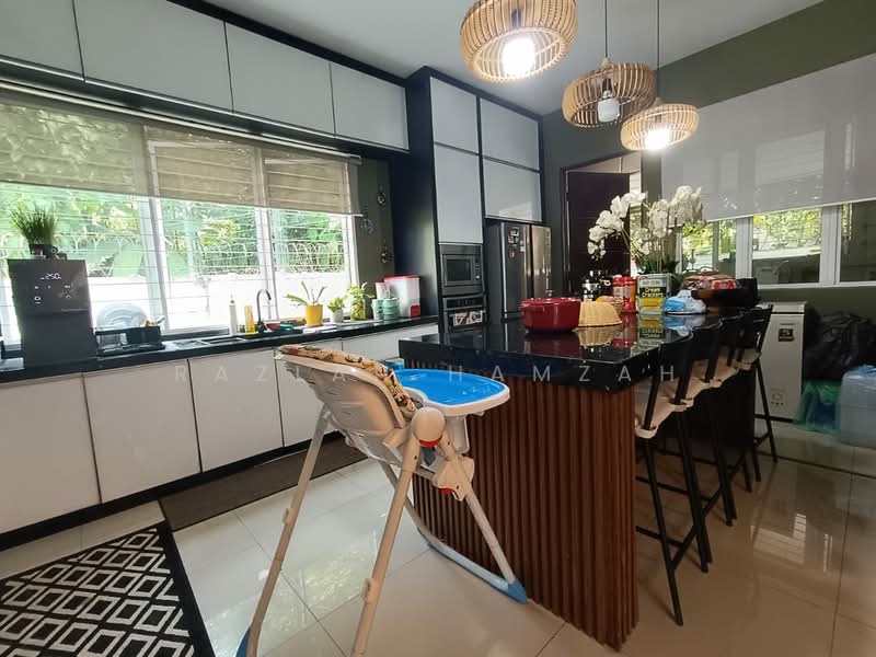 Rumah Banglo untuk Dijual di Kuang (Selangor) - Razlan Hamzah - Kitchen - PropertyGuru.com.my
