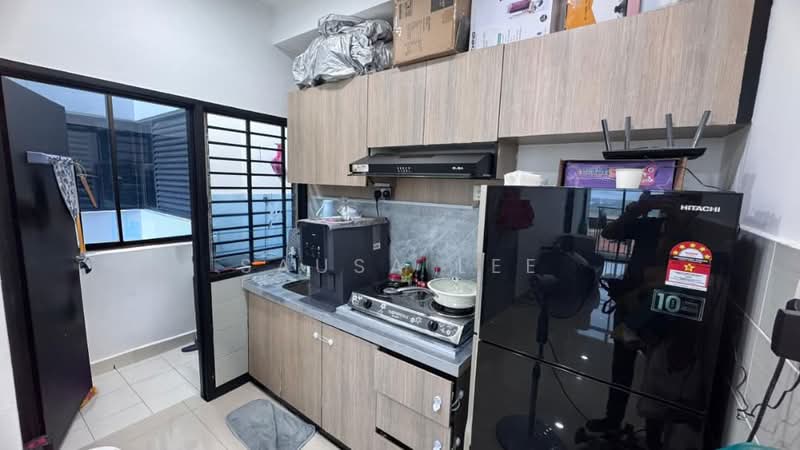 Pangsapuri untuk Dijual di Seri Austin Residence (Pangsapuri Seri Austin) - Sausa Lee - Kitchen - PropertyGuru.com.my