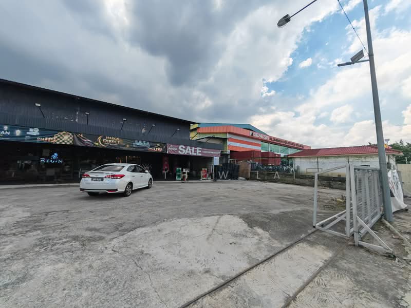 Warehouse for Sale in Semenyih (Selangor) - Matthew Lai - Exterior - PropertyGuru.com.my