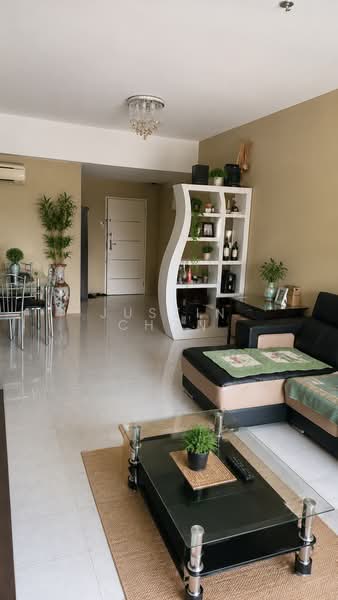 Kondominium untuk Dijual di Forest Green - Justin Chon - Living Room - PropertyGuru.com.my