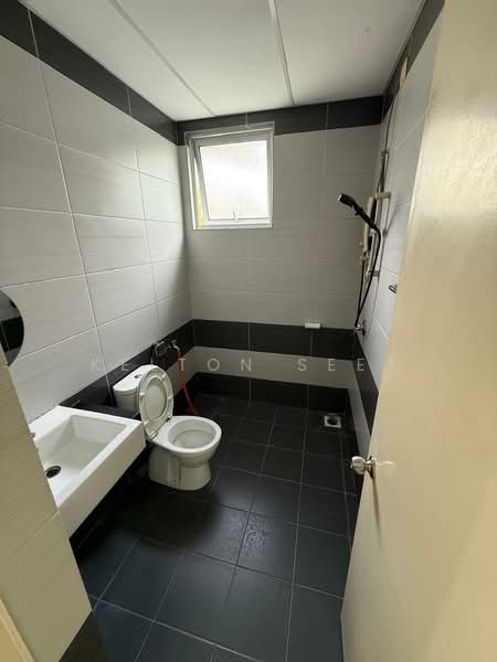 Kondominium untuk Disewa di Green Terrain (Prima Villa) - Kelton Seet - Bathroom - PropertyGuru.com.my