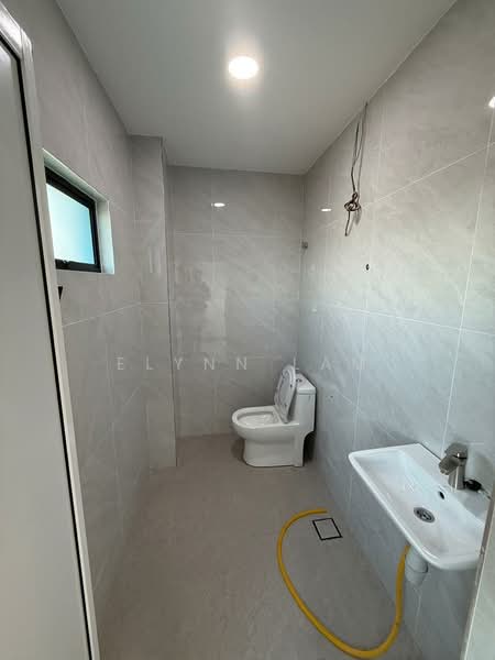 Bungalow for Sale in Taman Kebun Teh (Johor Bahru) - Elynn Lam - Bathroom - PropertyGuru.com.my