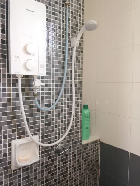 Kondominium untuk Disewa di Aman Heights Condominium - Sally Wong - Bathroom - PropertyGuru.com.my
